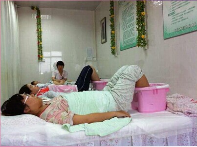 产后中药足疗